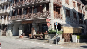 Stone House Viù-Location Orange